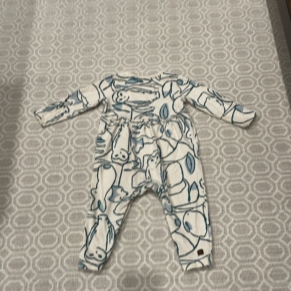 Arctic Animals Pieced Romper - Picture 2 of 6